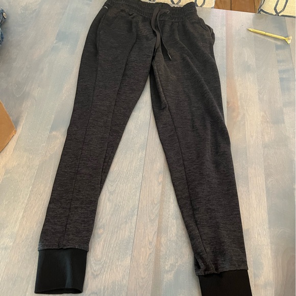 Adidas XS Joggers - Picture 1 of 2